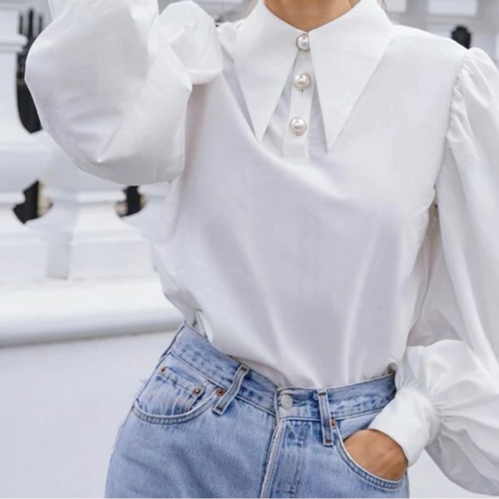 Sleeve buttoned front blouse